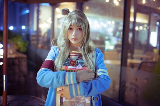 疯狂动物城小兔子好顶赞 大师级COSPLAY欣赏