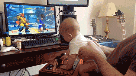 6个月宝宝《街霸5》打赢AI电脑