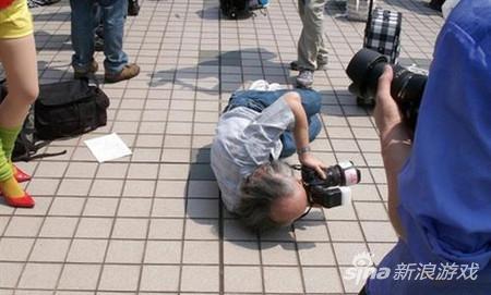 买相机教撩妹 日本尼康开设COS摄影教学服务