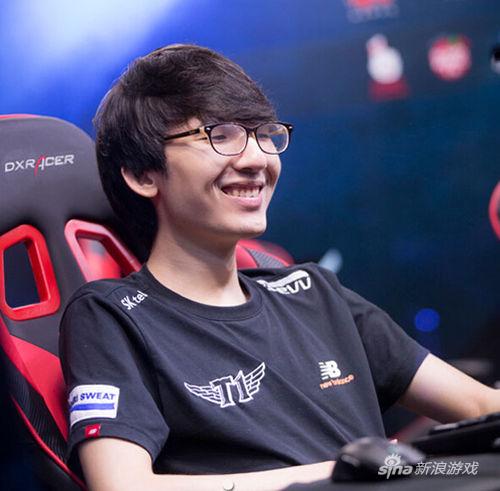 Easyhoon:SKT冠军皮肤失而复得 感谢支持我的