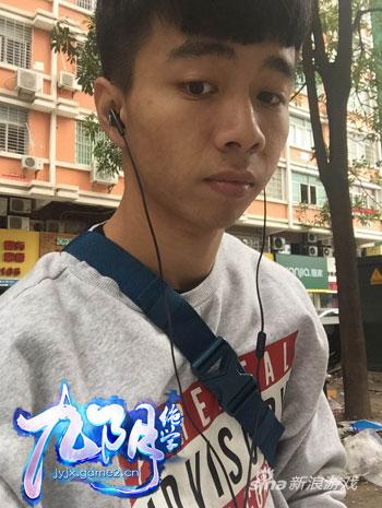 哥们网《九阴绝学》玩家专访:神兵在手天下我有