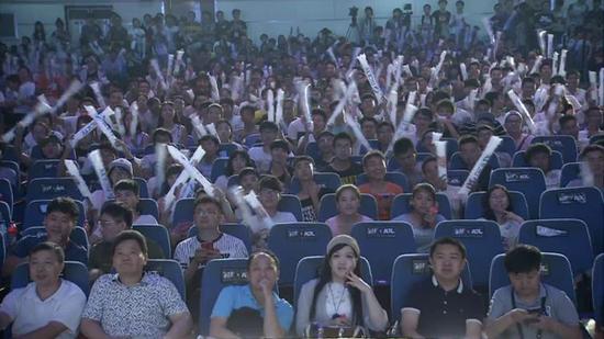 现场参与互动环境的气氛异常火爆