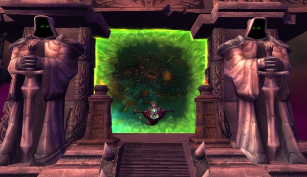 这个黑暗之门的背景是很多《魔兽世界》玩家非常熟悉的界面，在游戏里兽人通过黑暗之门进入艾泽拉斯，在现实中玩家们也是通过这个界面进入到艾泽拉斯的世界之中。图片来自暴雪2003年官方壁纸