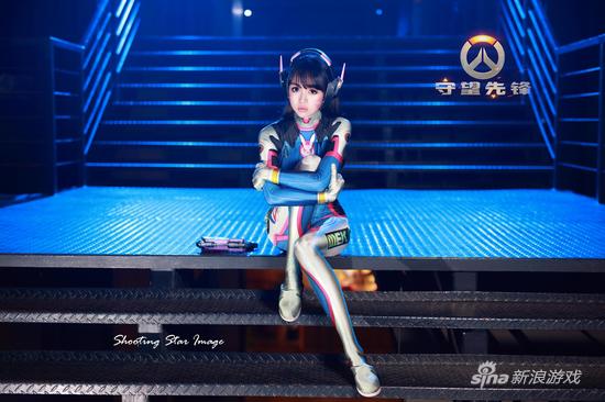 陈嘉敏cos的D.VA