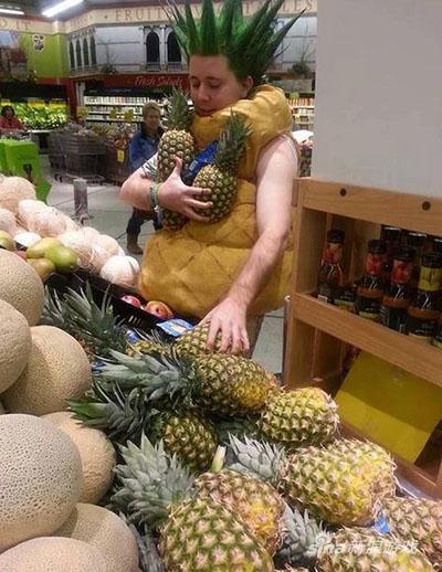 走走走！带你们变人去！