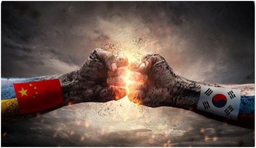 首届大学生电竞联赛用精彩表演迎接赛事的正式