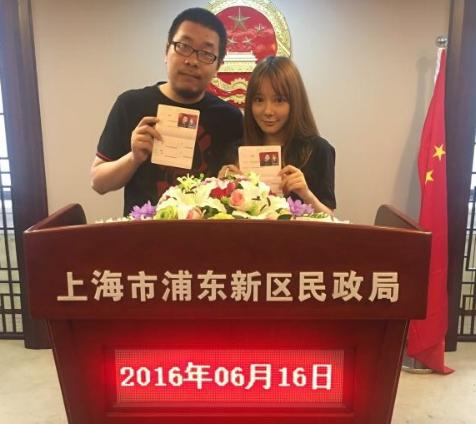 玩炉石能脱单 盘点炉石传说主播恋爱史--新浪炉石传说专区