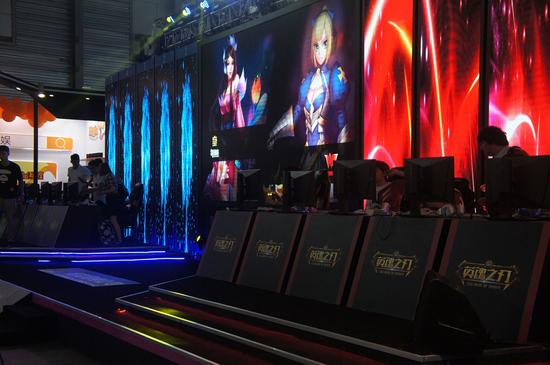 竞技游戏风靡游戏展 当电竞走进ChinaJoy