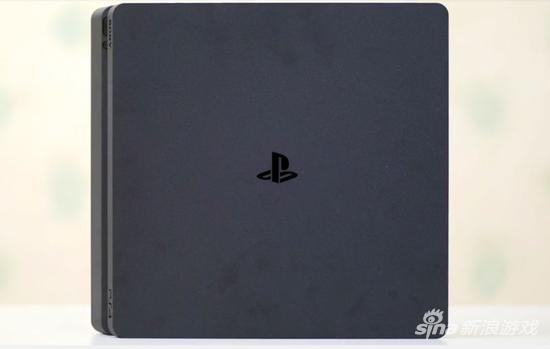 PS4 Slim顶部外观