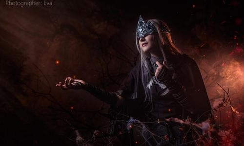 《黑暗之魂3》惊艳防火女COS