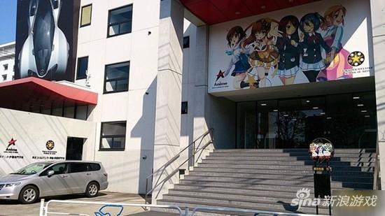 老师教打街霸 探秘日本电竞学校