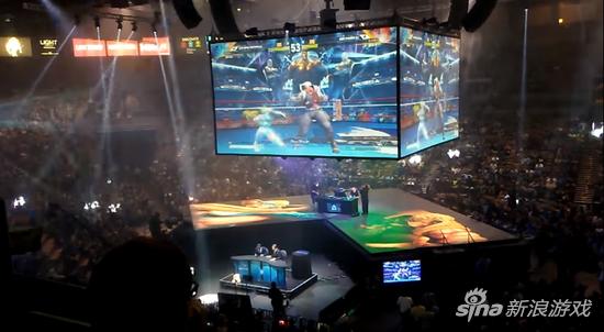 老师教打街霸 探秘日本电竞学校