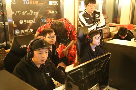 南洋杯邮轮站决赛日 Wings战队胜利捧杯!-DO