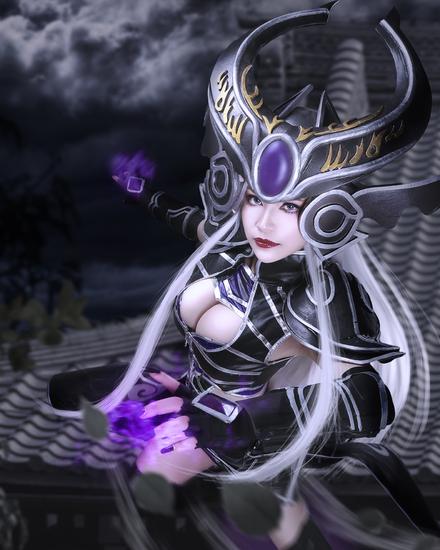 动漫萌妹女Coser热秀火爆美腿