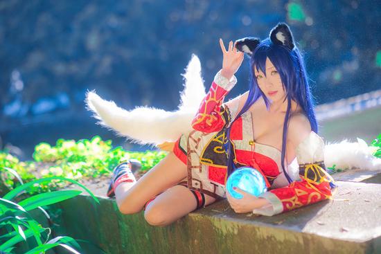 九尾妖狐阿狸  cn:  青青子w