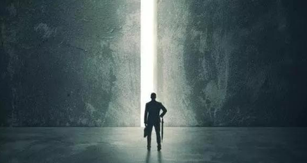 游戏外包收入_《最终幻想15》将授权外包新手游还是MMO版