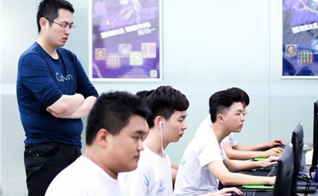 今日游话题第38期:大学电竞专业你会报名吗_大