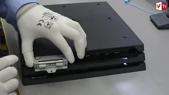 索尼新机PS4 Pro机身拆解 散热部分大幅改良_