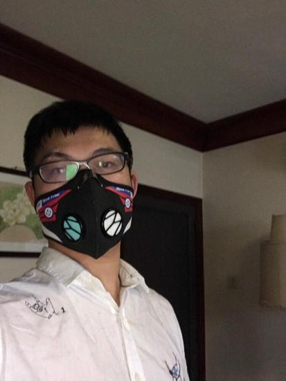 虎牙直播又一鸽子王诞生 向宁波时间董小飒致