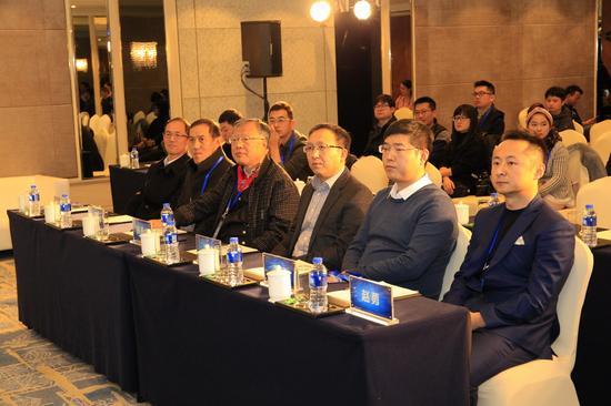 传播移动电竞正能量 CEST校园挑战赛新闻发布