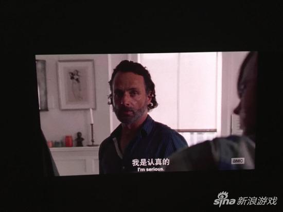 索尼便携投影仪MP-CL1A评测:专为躺床看片打