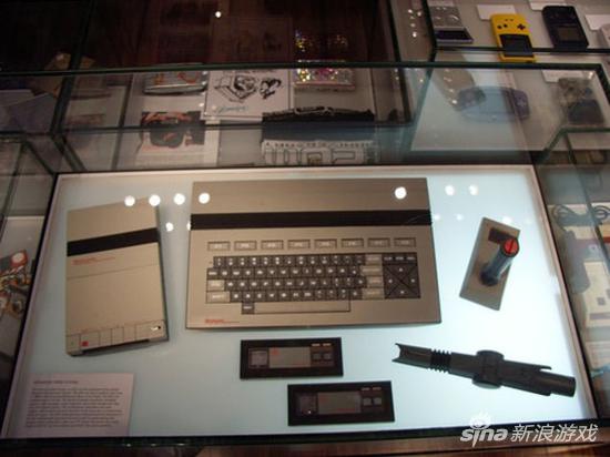 正在展出的首台NES原型机