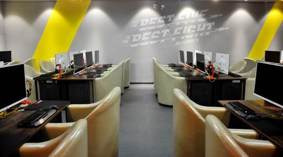 B5电竞馆扬州旗舰店25日开业 点燃竞技热血