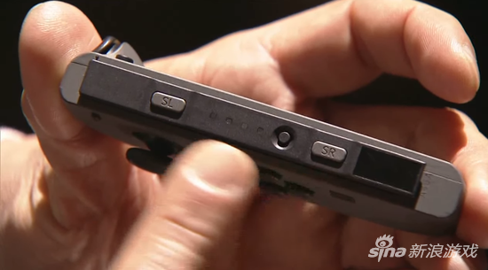 手柄上所配按键