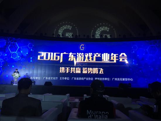 银汉科技收入_华谊兄弟风光不再,上市八年来净利润首次下滑！