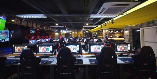 人才短板成我国电竞发展瓶颈 高校跟进引热议_玩家聚焦_新浪游戏_新浪网