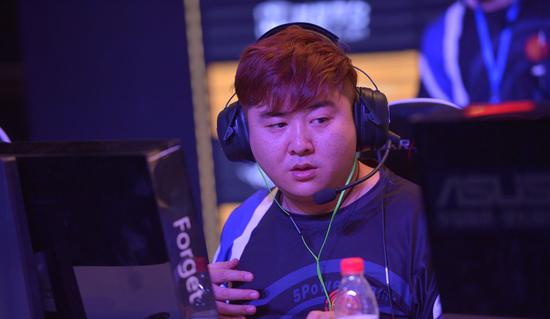 TYLOO与fnatic青训队会师CHINA CUP决赛-新