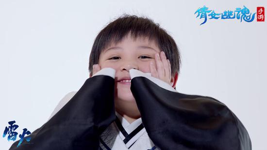 小冷月心激萌表情