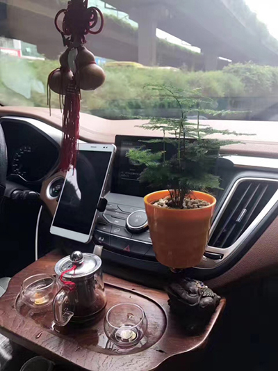 150码秋名山,杯里水不撒
