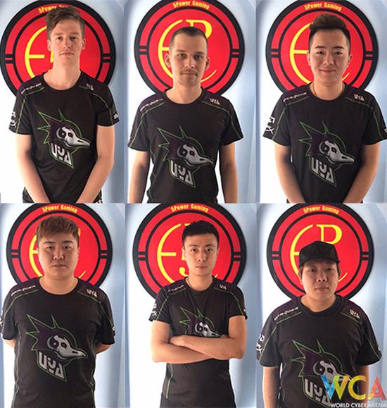 队员：FEjtZ（左上）、VOFKIN（中上）、Qkakingofking（右上）、 Forget（左下）、XiaosaGe（中下）、Benny（右下）（教练）