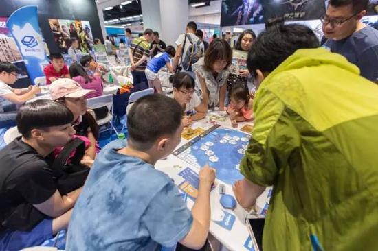 亚洲最大的桌游展今年主打的概念是＂游戏社交＂(图5)