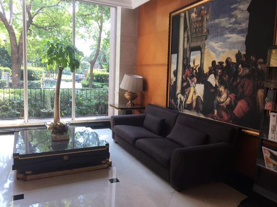 上海对外经贸大学电竞调研团队实地参观iG俱乐