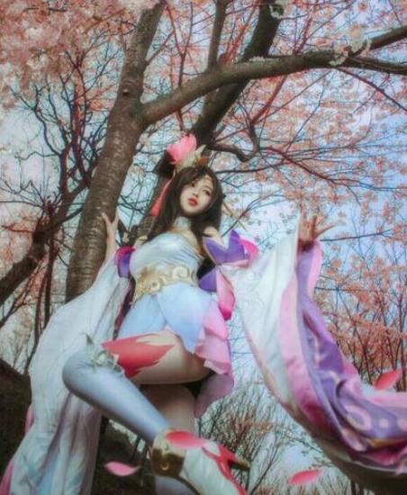 美女cos 貂蝉小乔,王者荣耀cos最美 美女cos貂蝉,大乔,阿珂,孙尚香合集
