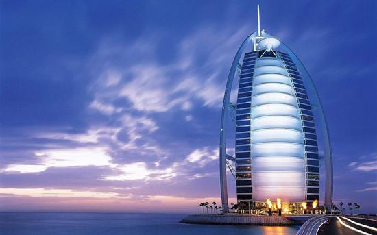 世界首家七星级酒店——迪拜帆船酒店