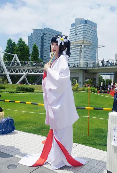 火影忍者雏田COS 这个太子妃装扮给满分_网络