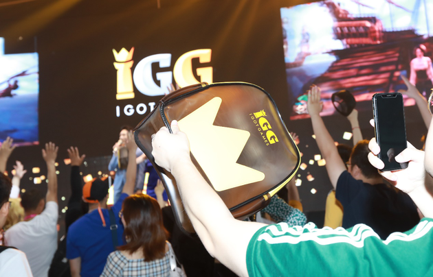 ���챳������