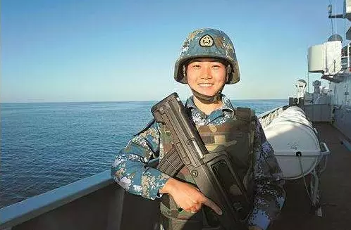 宋玺：北京大学心理系本科生，曾服役于中国海军陆战队，中国海军亚丁湾护航编队唯一女队员