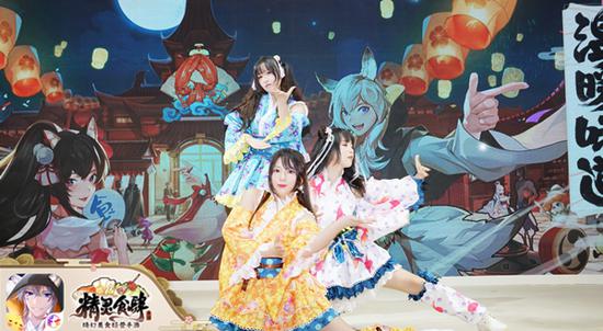 美食美景交织不停