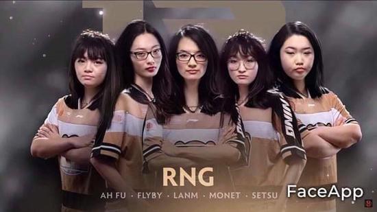 《DOTA2》本子敌法师“性转”身心掀起女装风 TI9定妆照选手集体被恶搞“娘化”
