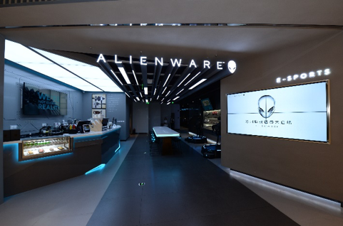 位于苏州中心商场的ALIENWARE苏州旗舰店及电竞馆