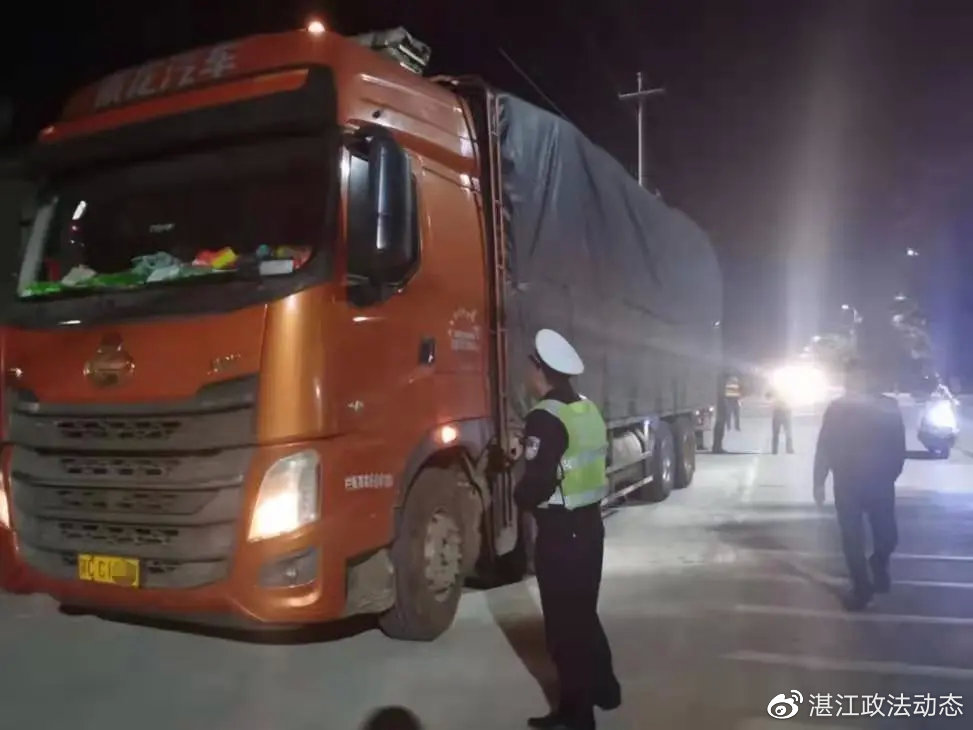 遂溪交警如此“跨年”