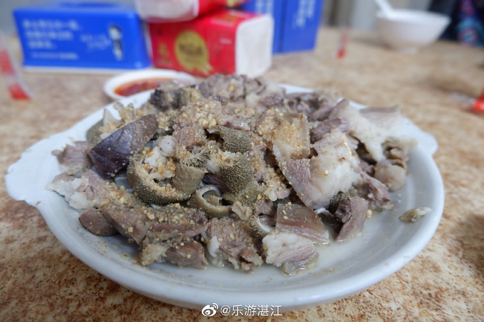 徐闻人口增加_徐闻菠萝的海