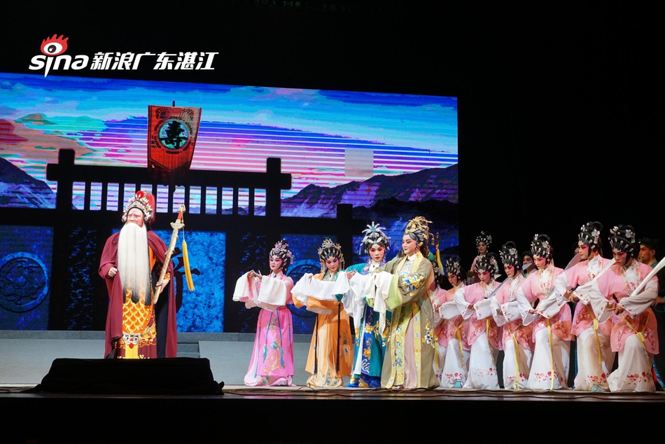 历史题材粤剧<罗门忠烈传>、<户部黎公>在湛江上演