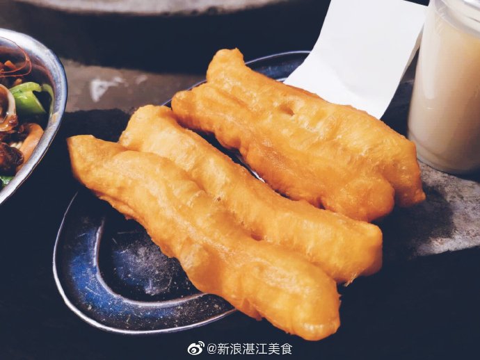 湛江人口有多少人口_湛江黄梅有多少公里(3)