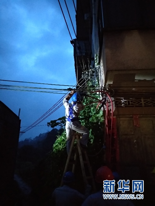 信宜各镇人口_信宜各镇地图(2)
