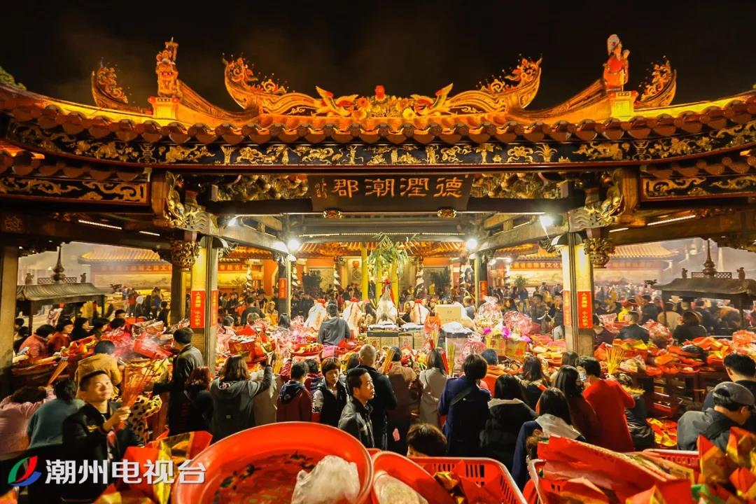 潮州青龙庙会迎来高潮 万众齐聚共祈福